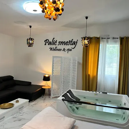 Apartman Sa Jakuzijem Palics